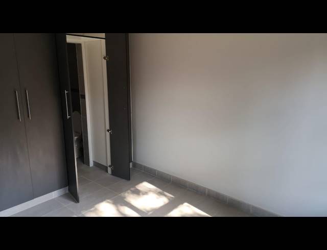 3 BEDROOM APARTMENT TO LET IN PRESTBURY